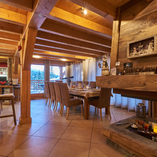 Dining_003.jpg
